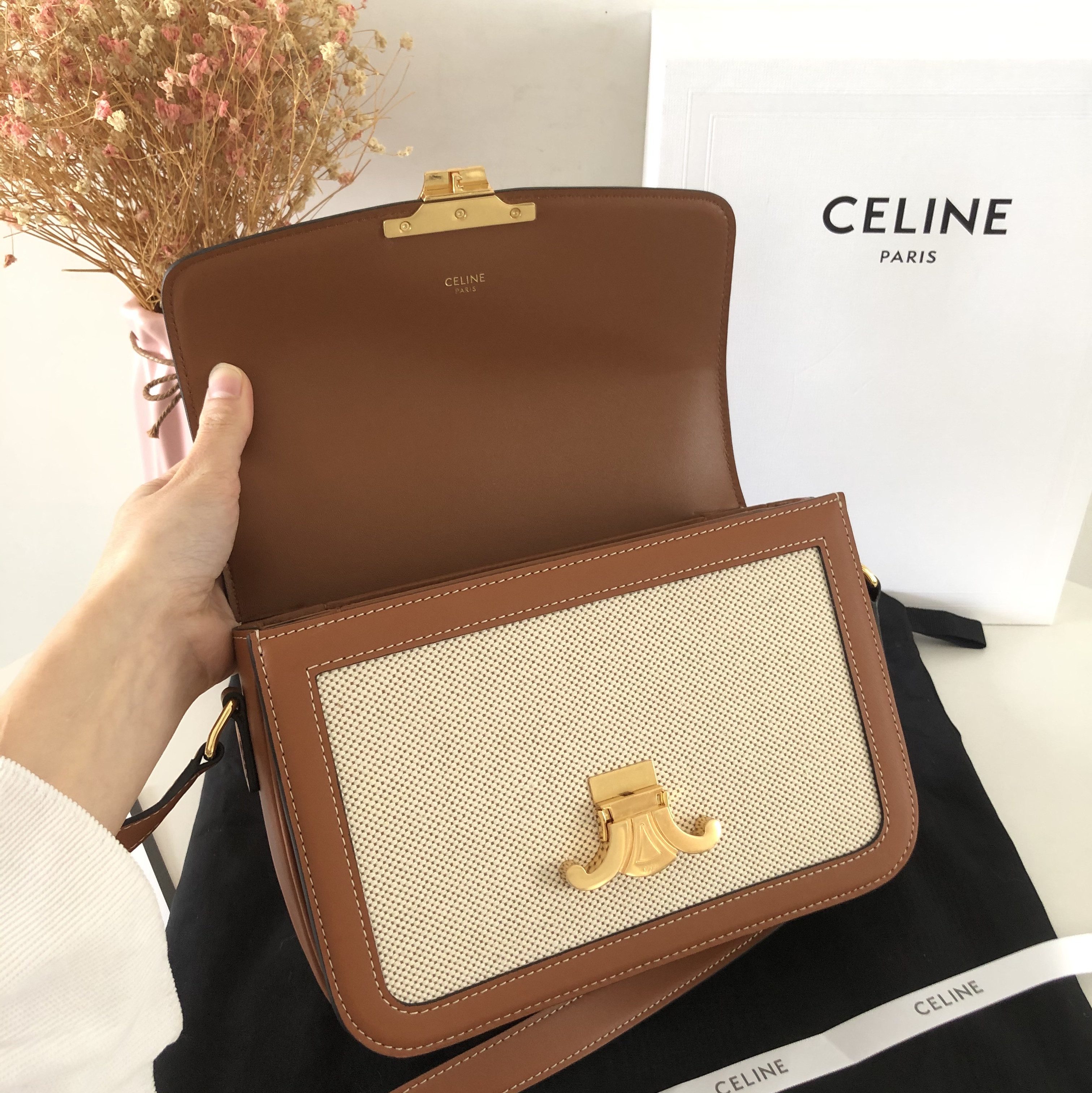 셀린느 틴 트리오페 자수 미디엄 NATURAL 숄더백